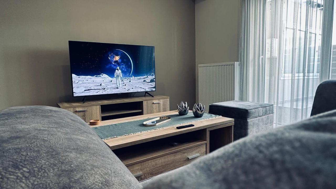 Hodos Luxury Apt Near Ath-Airport Markópoulon Eksteriør bilde